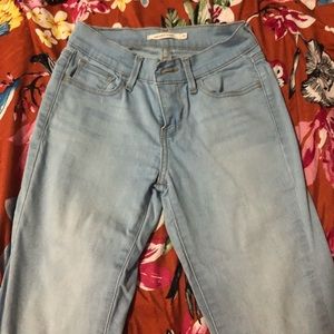 Levi’s Low-Waisted Super Skinny Ankle Jeans